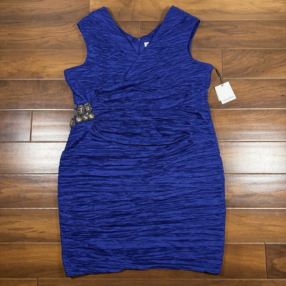 Calvin Klein Women's Plus Size 22 W Blue Crinkle Ruched Beaded Sheath Dress